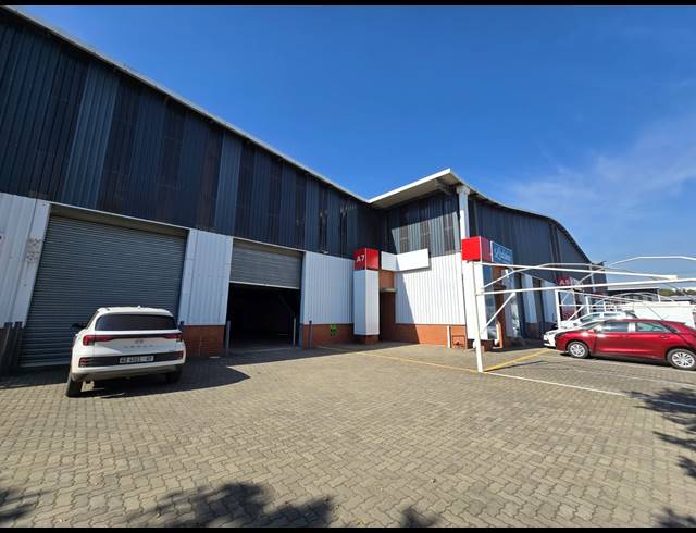 245M² WAREHOUSE TO LET IN MEADOWDALE